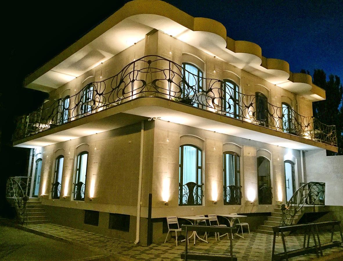 Gaudi Stylish Hotel Odessa Exteriör bild